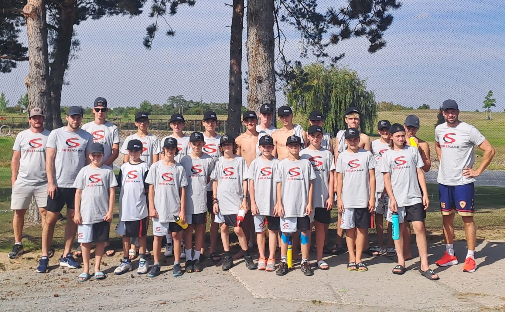 Prvn SKILLS CAMP pilkal pes dv destky nadjnch hokejbalist!
